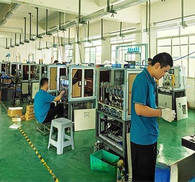 Multi-station SSM winding machine with wide wire diameter range and 5 kVA capacity