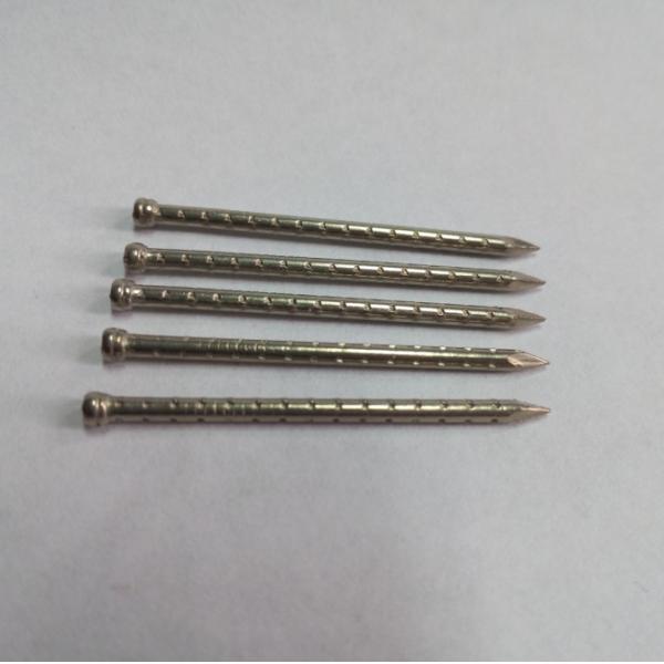 Профессиональные 40 x 2.0mm 4 ранг безглавых ногтей хвостовика полости нержавеющих A4