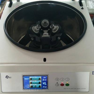 O centrifugador da posição do assoalho do LCD balança para fora a máquina de baixa velocidade do centrifugador do microcomputador do teste do óleo do rotor