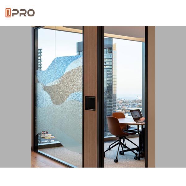 Reusable Office Glass Wall Partition Clear Demountable Double Glazing With Blind