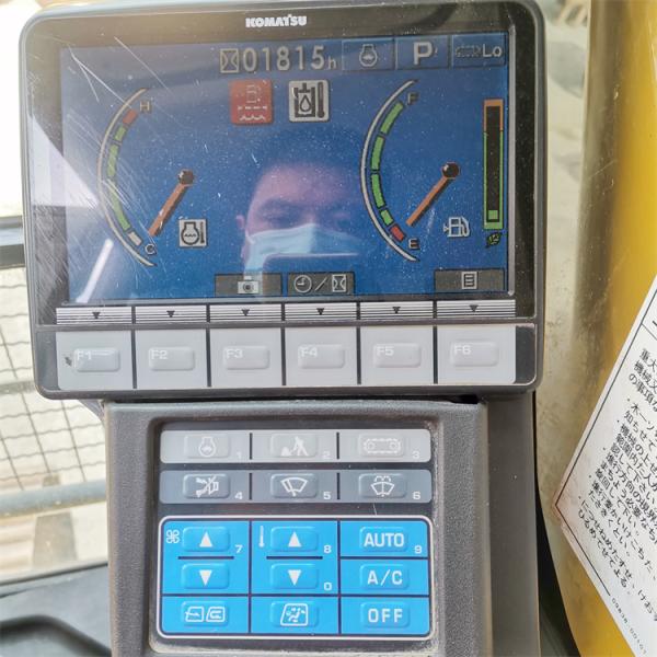 Good Condition 22 Ton Hydraulic Used Komatsu PC220-8 Excavator from Japan in Shanghai