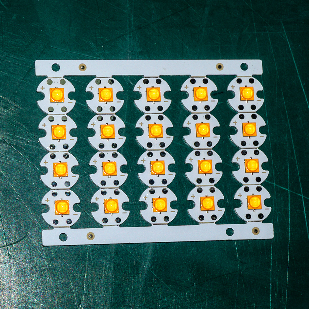 Монтажная плата PCB источника света 10mm с лампой модуля СИД КРИ 3535