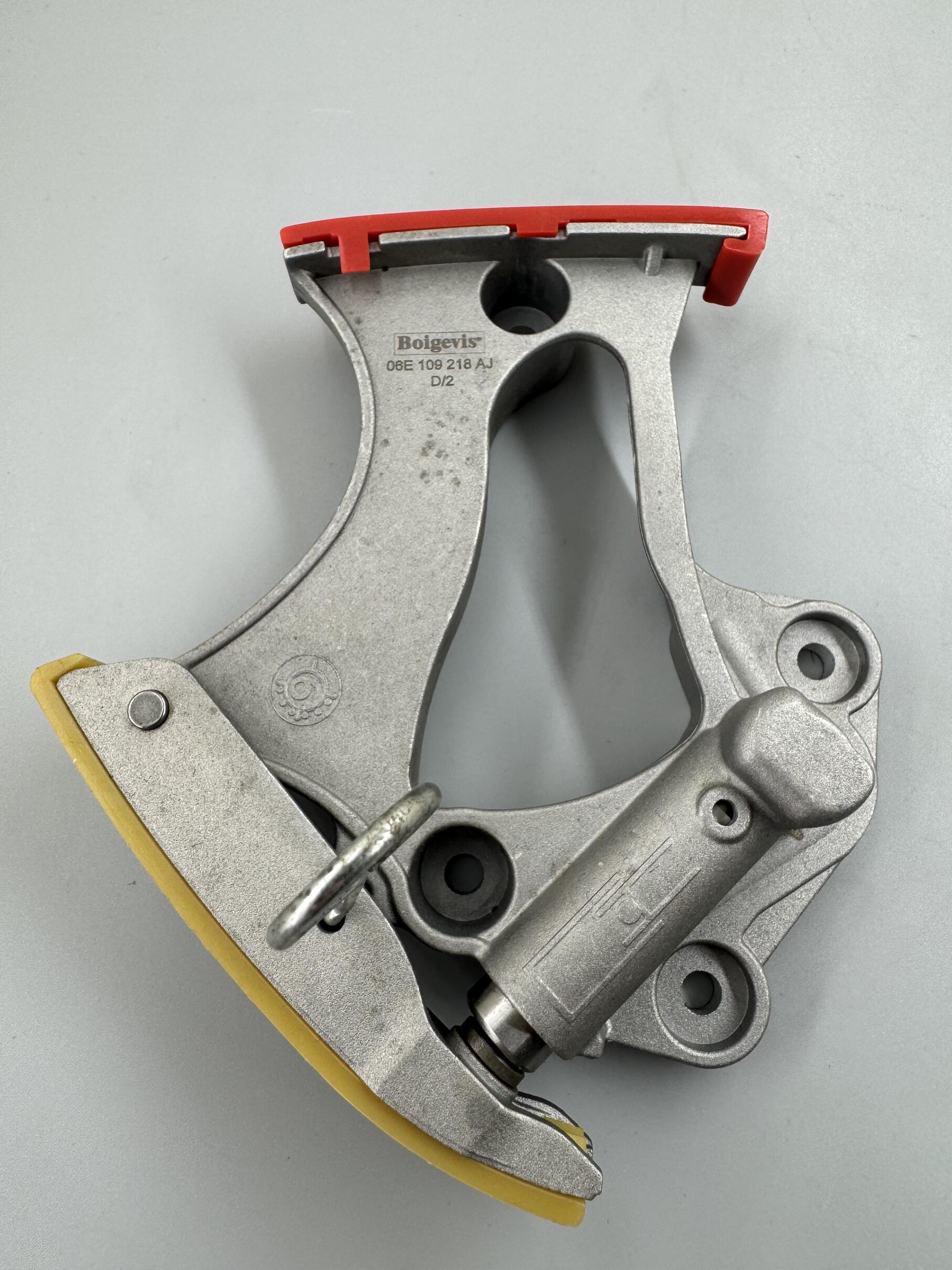 One stop shop camshaft chain tensioner 06E109218AJ for 2.8 3.0T