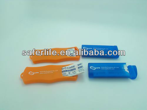 Promotion  plaster bandage kit with 10 pcs adhesive plasters for basic injuries   plaster kit