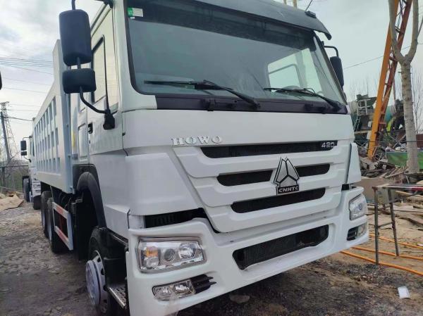 Transmissão manual 420HP Sinotruk Branco HOWO 8*4 camião de descarga camião de segunda mão Euro 2/3/4/5