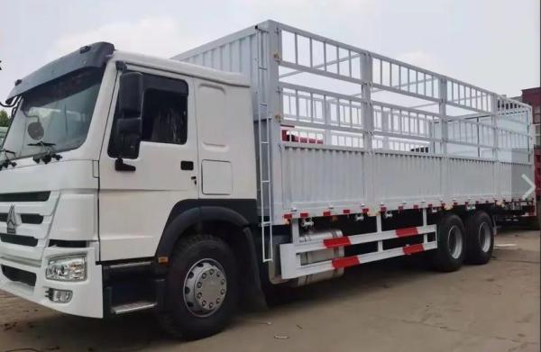 Diesel HOWO Dump Truck 6X4 Heavy Duty 371HP 10 Wheels Front Lifting Style Dumping Truck
