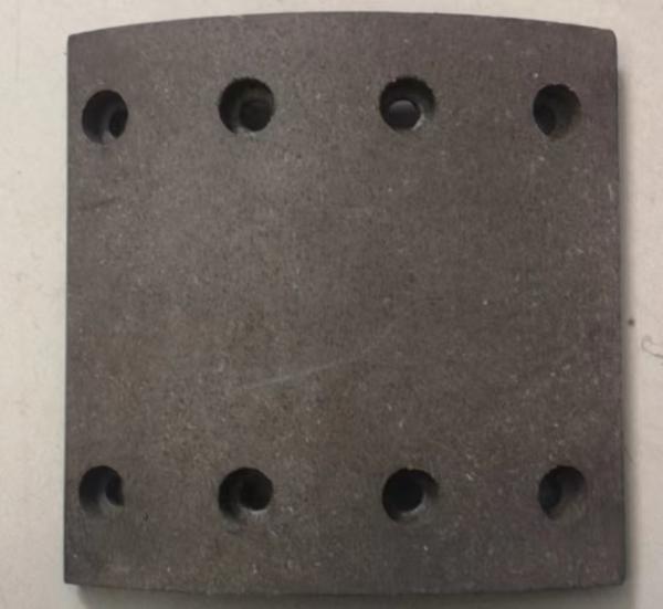 WG9100440029 WG9100440028 Truck Brake Lining 8 Holes