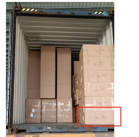 Lit médical réglable pour hôpital bariatrique en acier thermolaqué avec planche à manger OEM