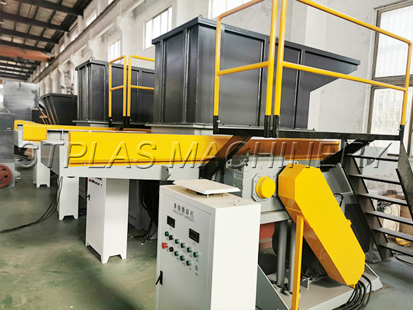 Машина шредера ненужного волокна пластиковая с управлением 8-16мм ПЛК Сименса