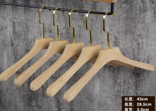Unique Heavy Duty Wooden Garment Hangers For Coat Jacket Suit Custom Logo