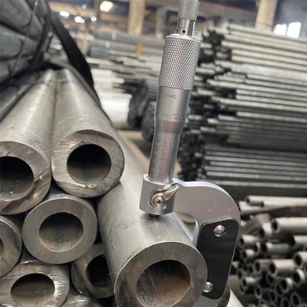 Metal A36 Low Carbon Round Galvanized Seamless Steel Pipe Tube