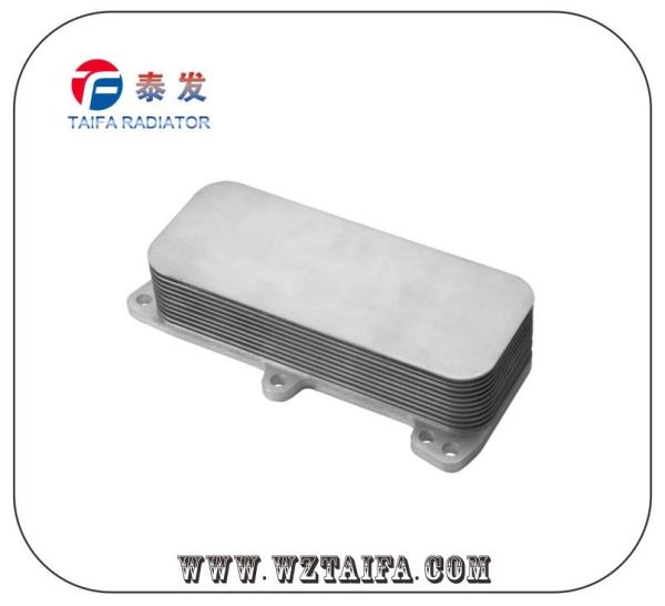 Auto Parts 070117021D Performance Oil Cooler , Aluminum VW / AUDI Oil Cooler