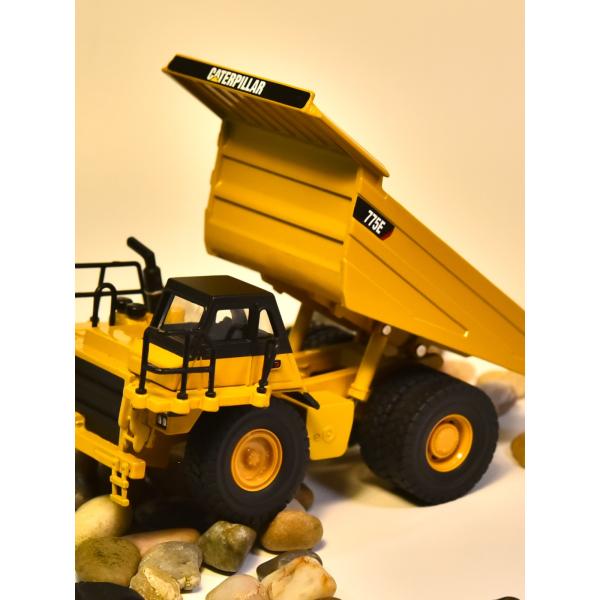 DM  cat775E Dumper Tipper Alloy Truck Model  1/64