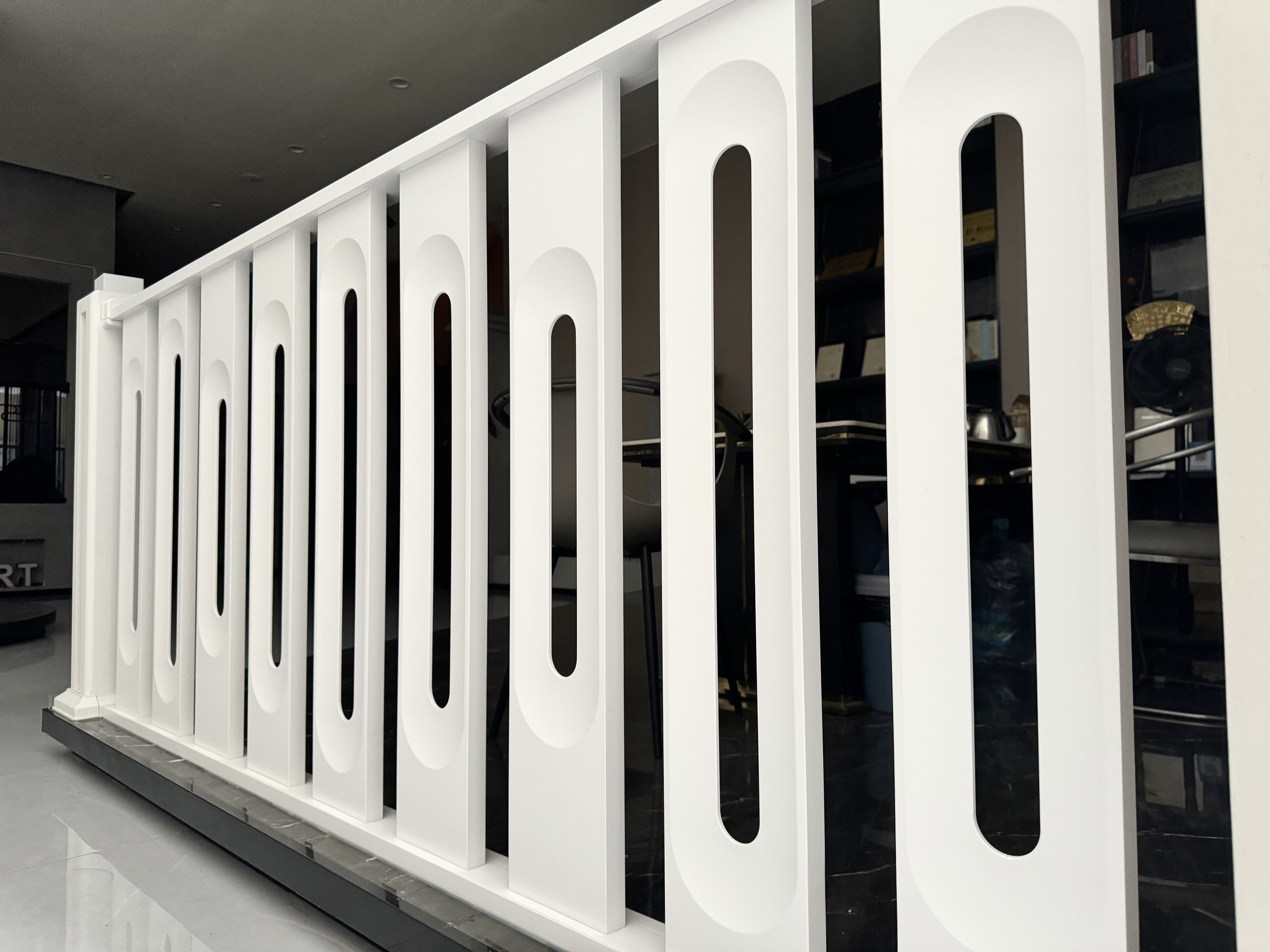 T6-T5 Aviation-Grade Aluminum Balustrade System with 304 Stainless Steel Hardware and Customizable Sizes