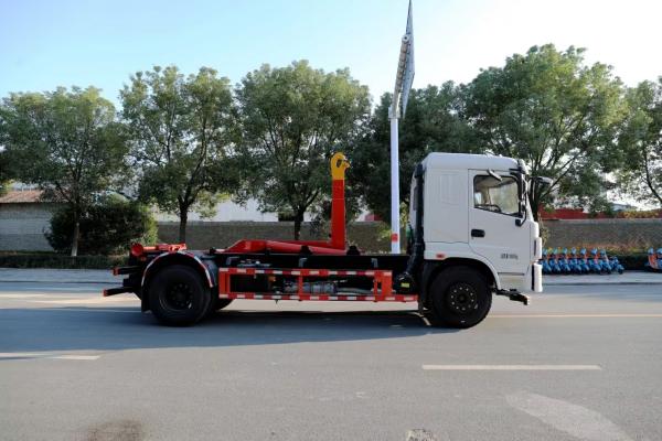 12 CBM Garbage Dump Truck With Hydraulic System Perfect Solution for Waste Management