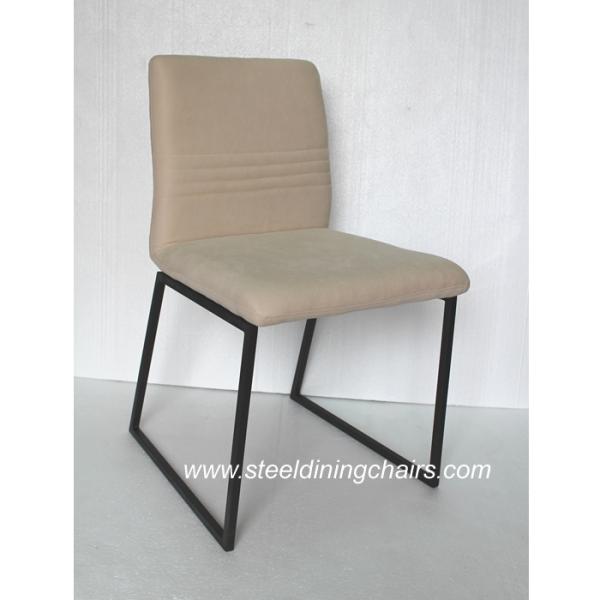 Solid Plywood SGS 13.5KGS Metal Upholstered Dining Chair With Fabric