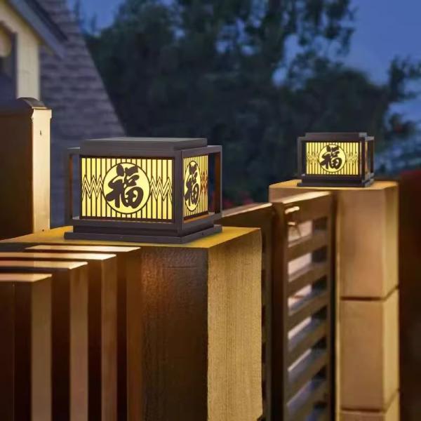50000 Hour Working Lifetime Solar Outdoor Garden Pillar Light for Courtyard Lighting