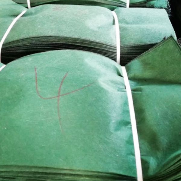 Concrete Filled Geotextile Sandbags 650gm2 Geotextile Dewatering Tubes UV Resistance
