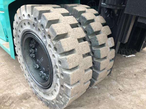 Mitsubishi 30ton Used Diesel Powered Forklift 1500mm Fork Length