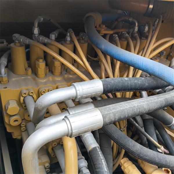 CAT 323 D2L Excavator with Excellent Performance Moving Type Crawler Chain Engine CAT