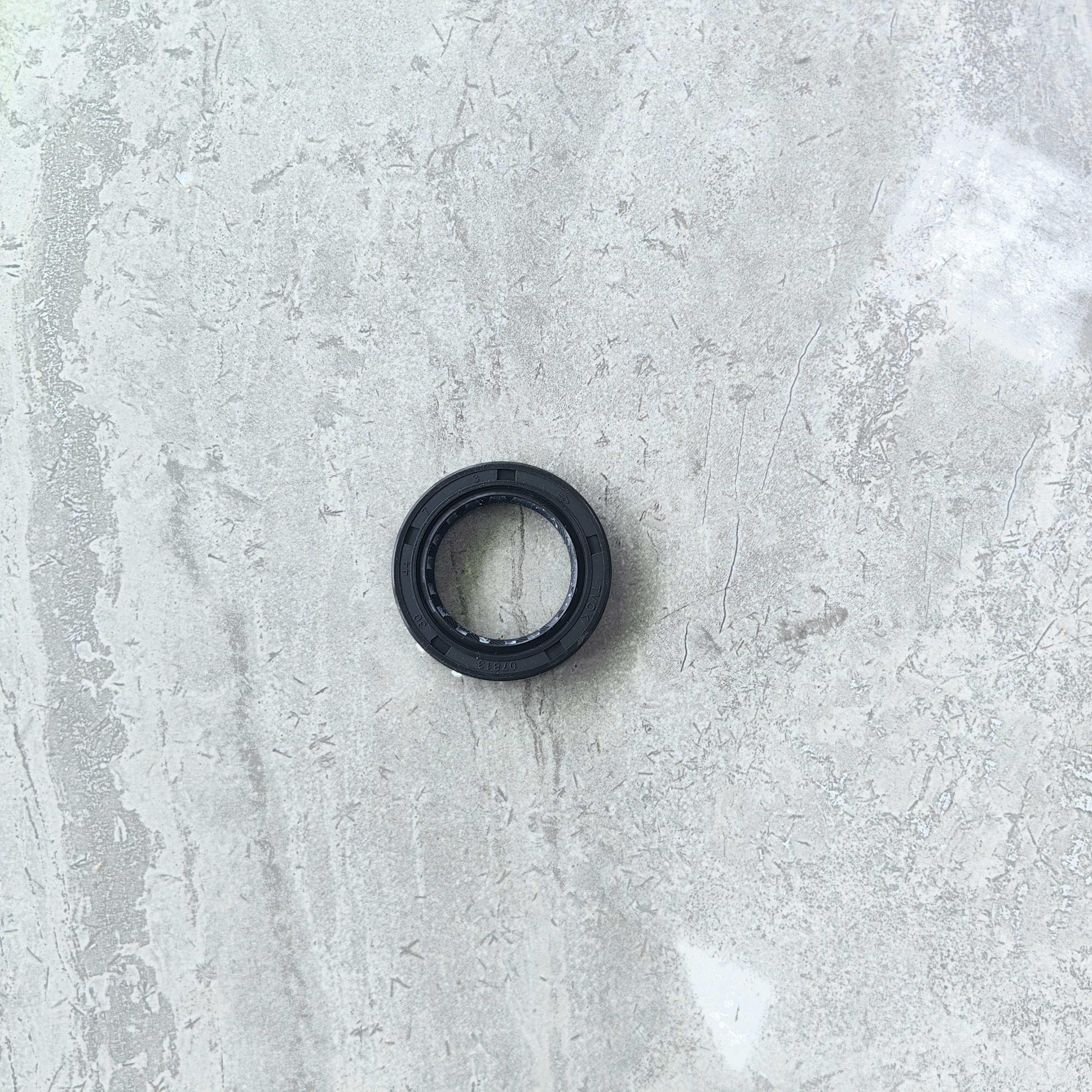 Crankshaft Front Oil Seal for Yanmar 3T72 Diesel Engine