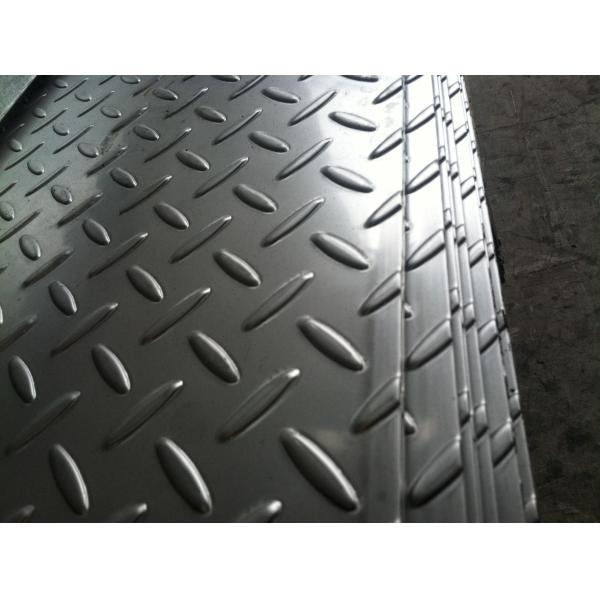 Нержавеющая сталь квадратная плитка 304 Декоративная листовка из нержавеющей стали 1.4301 Чекуровая плитка 3-6 мм