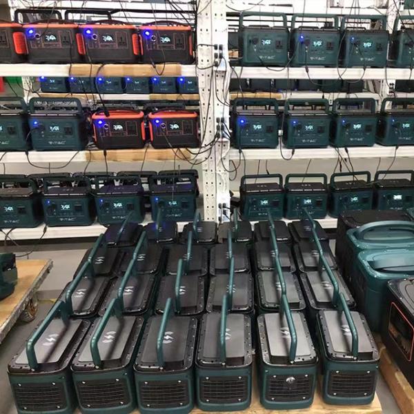 Customizable Fast Charging 76500mAh 500Wh Solar Panel Power Station with Handle
