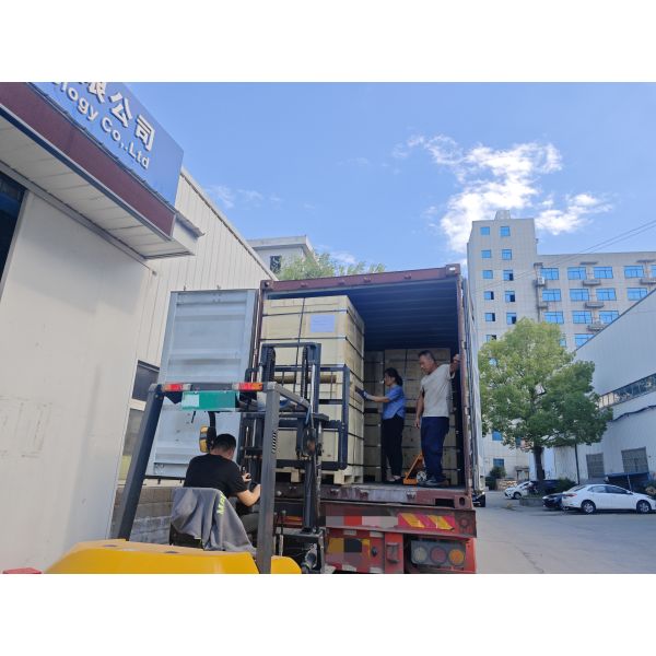 TK 204 Conveyor Roller Bearing Housing Hot Pressed Steel Roller End Cap For Industrial Conveyor