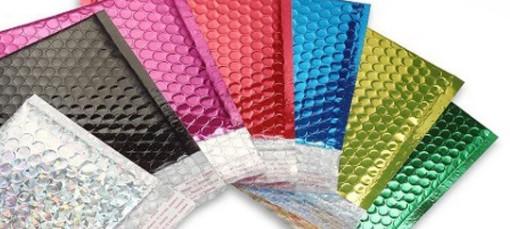 Customized Color Metallic Bubble Mailer With Moisture Proof Function