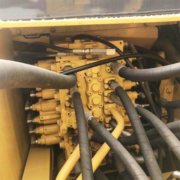 Fabricado en Japón usado Komatsu PC220-8 excavadora de 22 toneladas con piezas originales