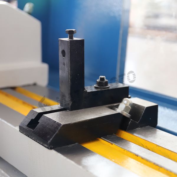 M1320 External Cylindrical Grinder Machine PLC Control For Processing Shaft Components