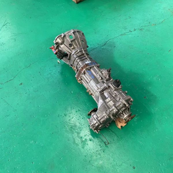 Manufacturer Direct Sale Used Diesel Engine 3RZ 4x4 Gearbox for Toyota Overlord 4x4