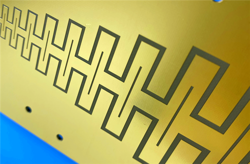 2-Layer RF-10 PCB 10mil Core ceramic-filled PTFE laminate with ENEPIG Finish for high-frequency RF applications