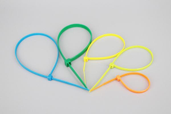 DM-3*150mm Hot sale self-locking nylon cable ties meet  wire wrapping