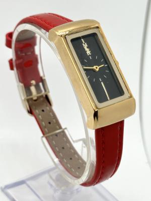 Montres en cuir à bracelet de quartz personnalisées