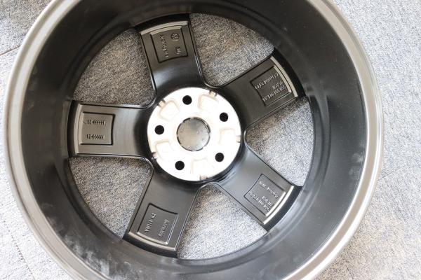 Black 7.5J Chrome Finish Alloy Wheels 5 Spoke 19 Inch Rims Volkswagen Golf 7 VII R