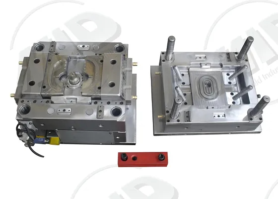 Custom Cold Runner Plastic Injection Mold with ±0.01 mm Tolerance and MC Nylon Material for Precision Molding