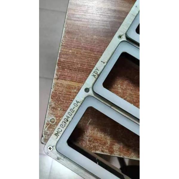 Использованная 150Т белая гидравлическая стальная режущая машина для пластиковой пленки и лазера