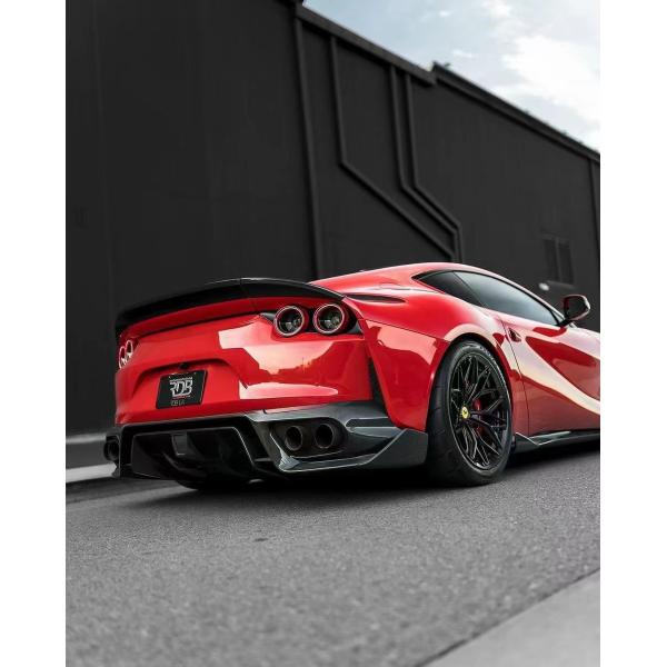 1016 Ferrari Body Kit 812 190mm Carbon Fiber front bumper diffuser Spoiler