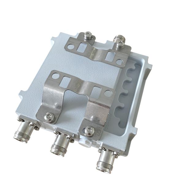IP67  PIM 160dBc Tri Band Combiner With  Female Connector 790-960MH