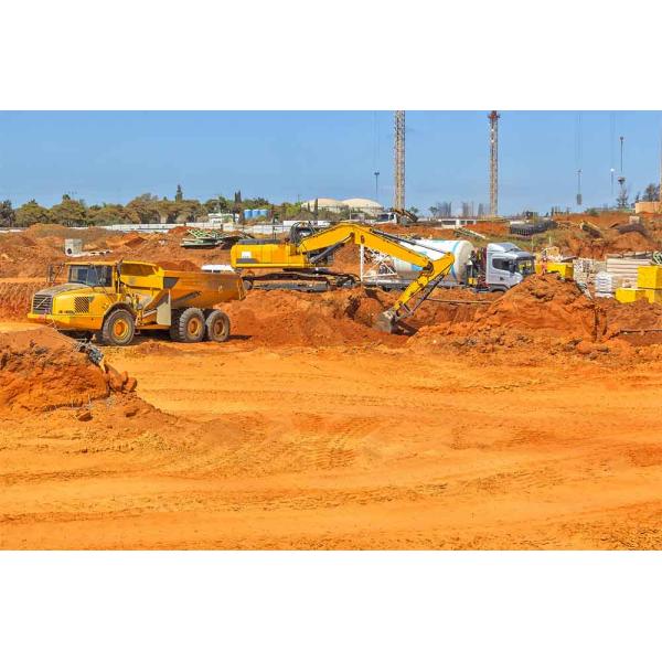 Portable Solar Powered Camera CCTV Tower For Parking Lot Monitoring