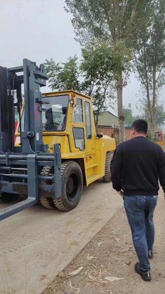 20 Ton TCM Forklift Original from Japan and Powered by Diesel Engine for Food Beverage