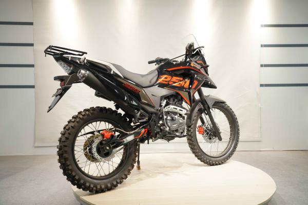 250cc Engine Gasoline Dirt Bike Disc / Drum Brakes in Street Legal Bike