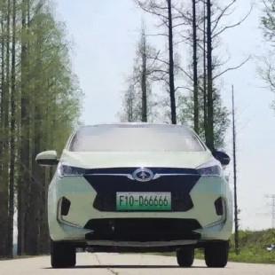 RHD & LHD New Energy Car F10 Electric Vehicle 350Kg Payload & 300Km Range