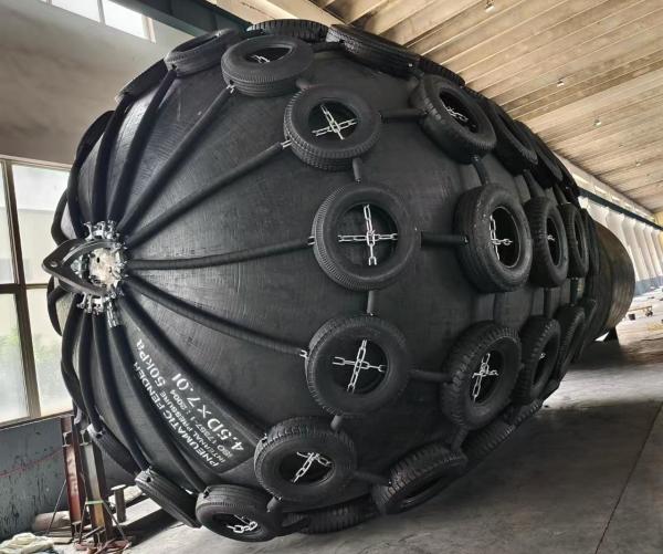 YOKOHAMA Fenders Pneumatic vessel fender