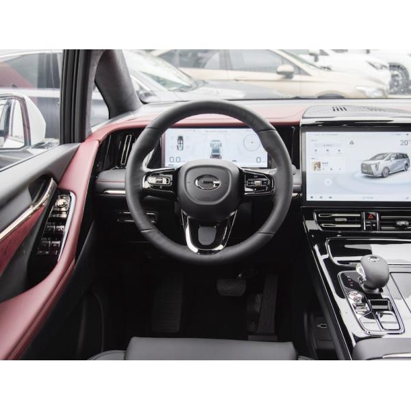 Бензин водя версии 2.0T большой MPV серии 390T Zhizun Trumpchi M8 2021