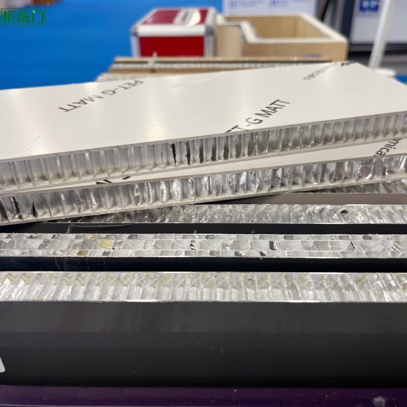 Interior SPC Aluminum Honeycomb Panel Composited Wear Resistant