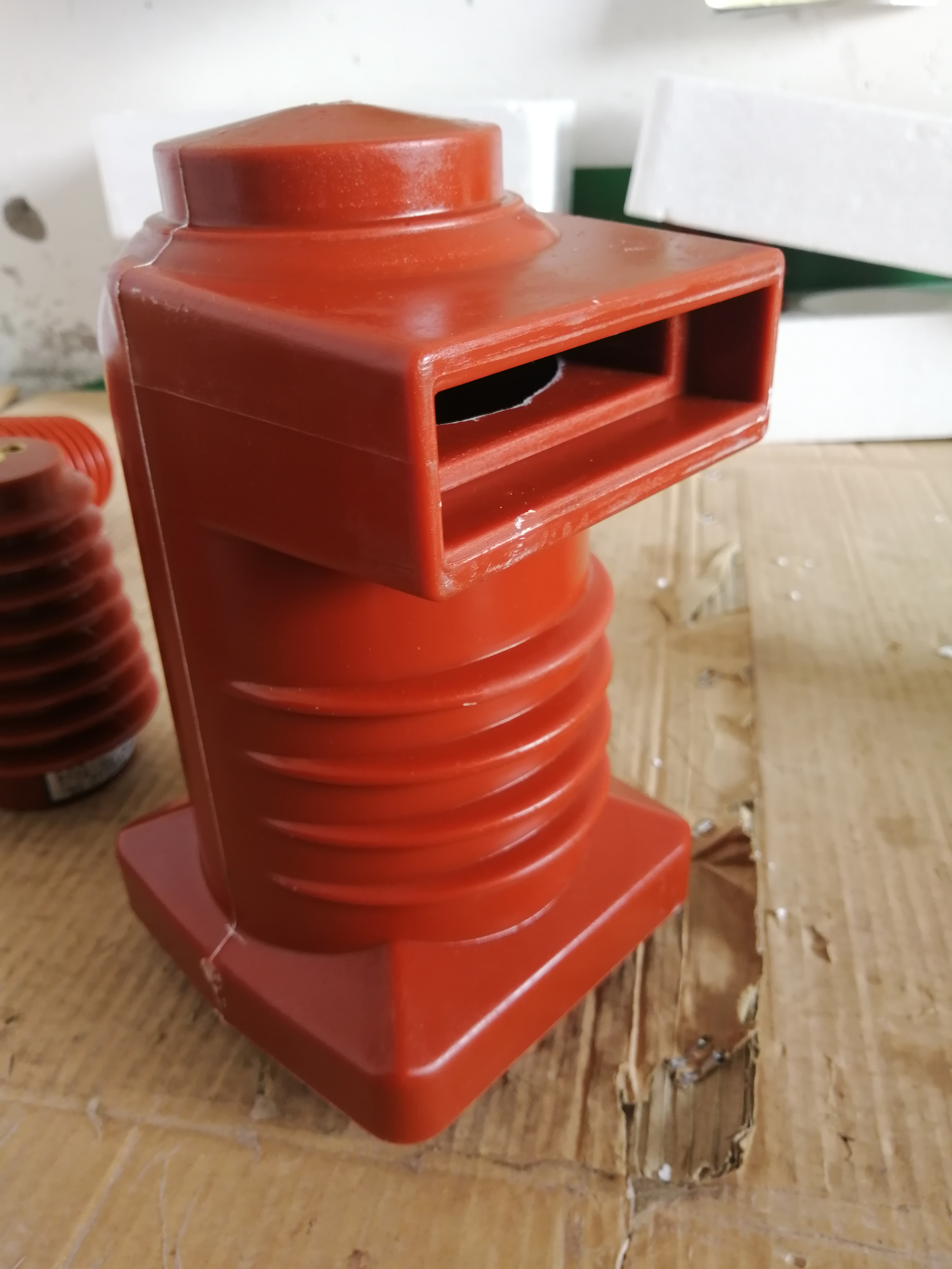 3.6 Kv Epoxy Resin Insulator 75*130 For Switch Cabinet