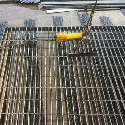 Hot Dipped Galvanized Stainless Steel Platform Grating with ISO9001 Certification