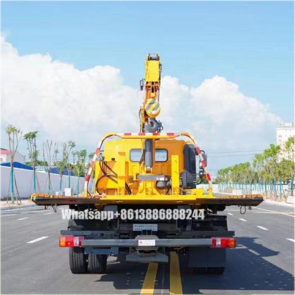 4 * 2 HOWO  5 Tons Road Rescue Trailer With 5 Tons Crane Wrecker With 5 Tons 4 Section Arm   Straight  Arm	 Crane Mounted Truck